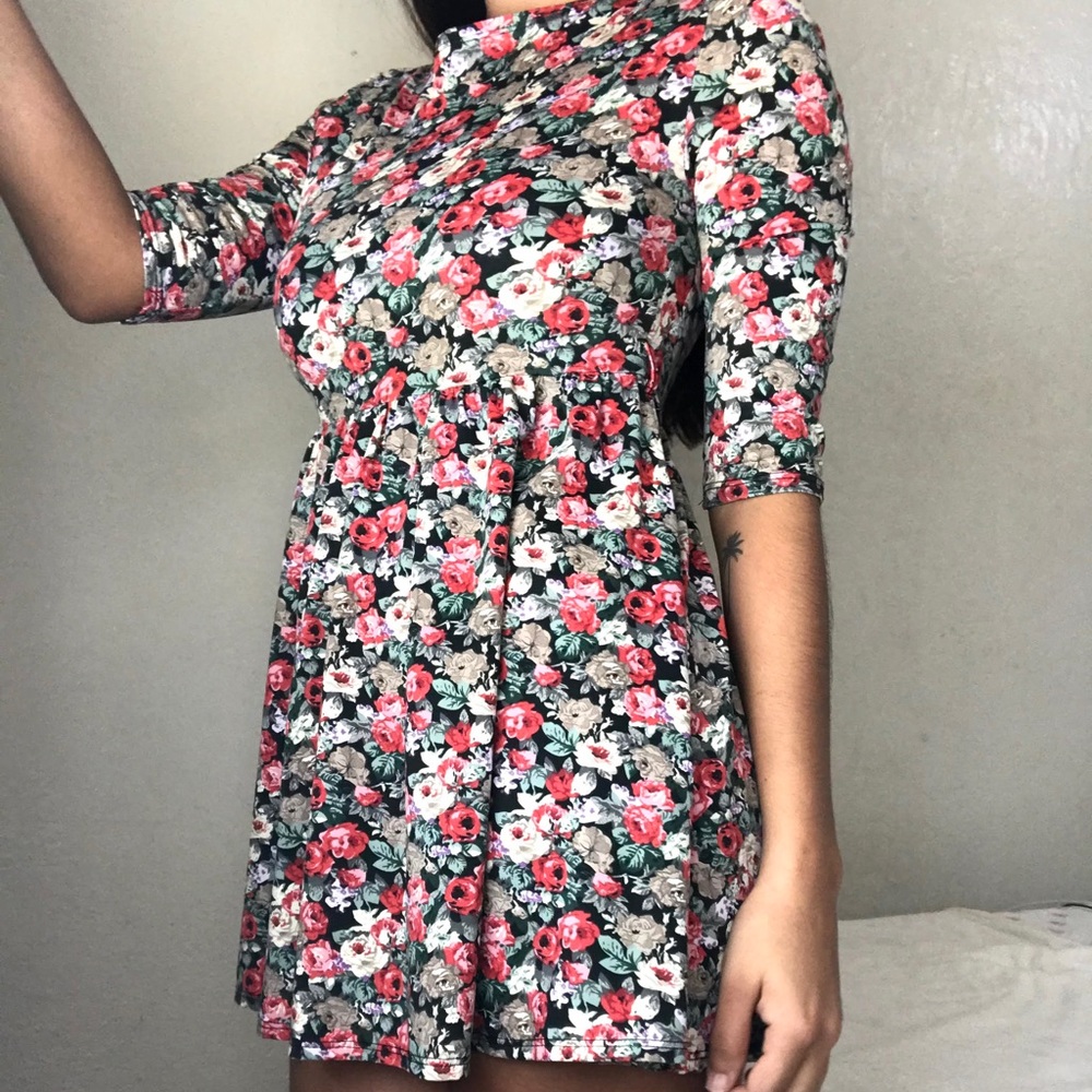 Traje floral 🌹💐 (puedes usarlo también como blusa )